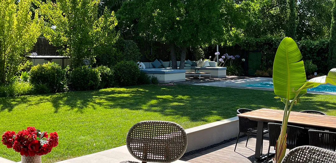 Realización de jardines en zona residencial