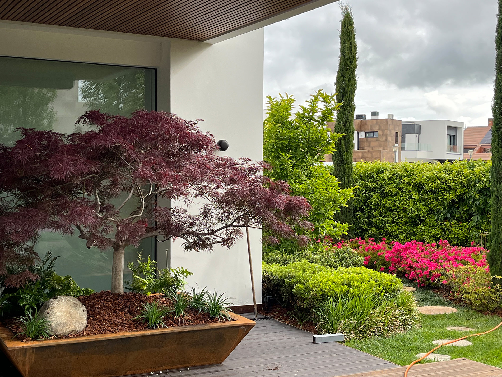 Reforma integral de jardines en La Moraleja